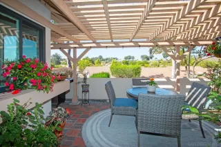 Photo #4: 250045736 Listing