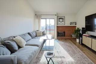 Photo #3: 250045743 Listing