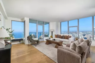 Photo #1: 250045807 Listing