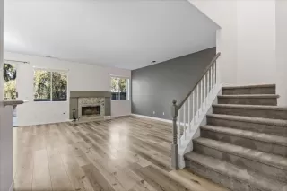 Photo #2: 250045826 Listing