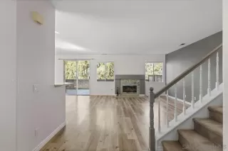 Photo #3: 250045826 Listing