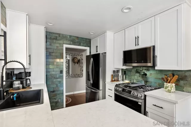 MLS: 250045852 Condo For Sale