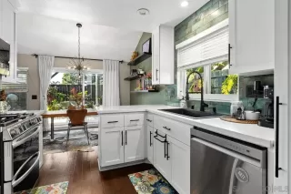 Photo #2: 250045852 Listing 