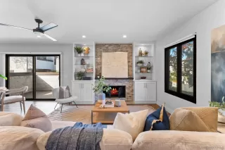 Photo #1: 250045858 Listing 