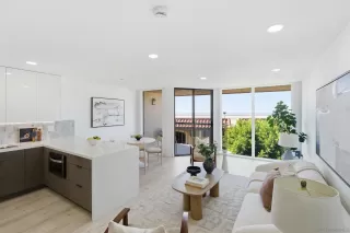 Photo #5: 250045859 Listing 