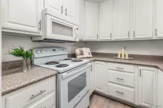 Photo #1: 250045877 Listing