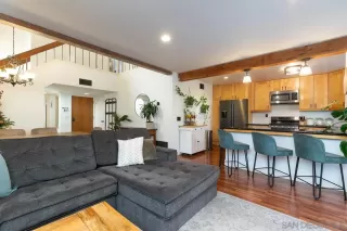 Photo #4: 250045977 Listing 