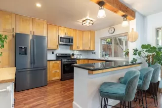 Photo #5: 250045977 Listing 