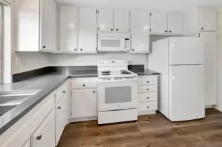 Photo #5: 250045992 Listing 