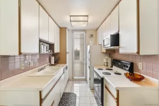 Photo #5: 250046001 Listing 