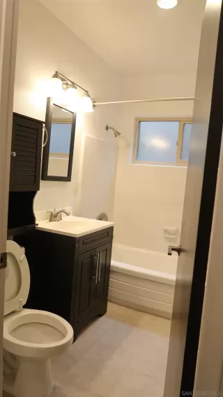 Photo #1: 250046021 Listing 