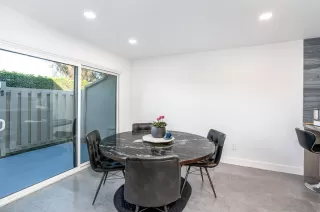 Photo #6: 250046028 Listing 