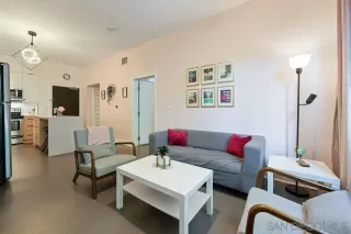 Photo #3: 250046064 Listing 