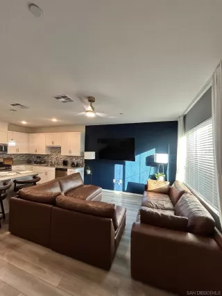 Photo #2: 250046086 Listing 