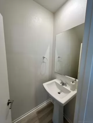 Photo #6: 250046086 Listing 