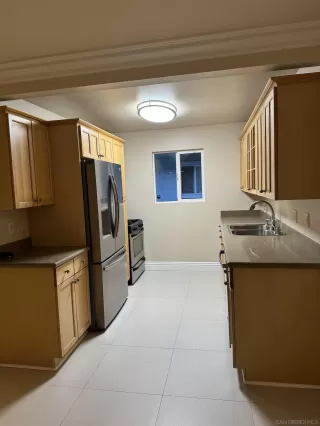 Photo #2: 250046100 Listing 