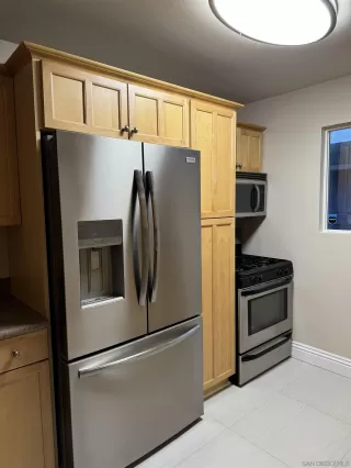 Photo #3: 250046100 Listing 