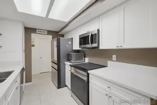 Photo #3: 250046128 Listing 