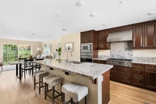 ZIANI Condos for Sale