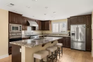 Photo #5: 250046197 Listing 