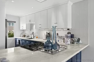 Photo #6: 250046199 Listing