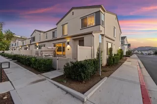 Photo #1: 250046205 Listing 