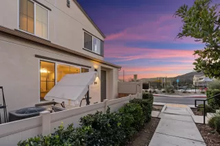 Photo #2: 250046205 Listing 