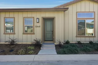 Photo #3: 250046229 Listing 