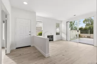 Photo #3: 250046264 Listing 