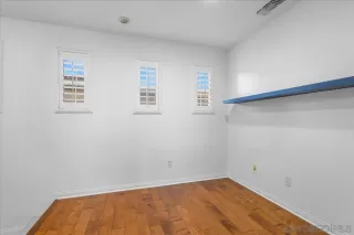 Photo #4: 250046312 Listing