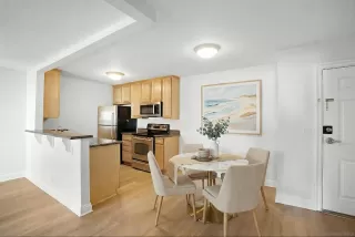 Photo #2: 250046319 Listing