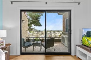 Photo #3: 250046388 Listing