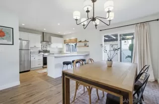 Photo #3: 2600004 Listing