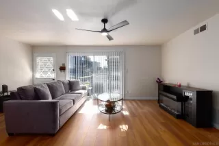 Photo #3: 260001303 Listing