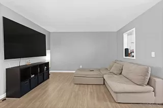 Photo #4: 260001322 Listing 