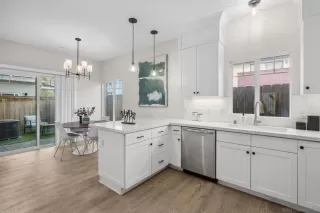 Photo #5: 260001357 Listing 