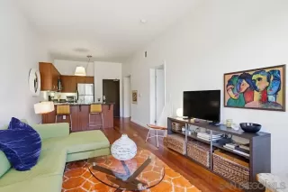 Photo #3: 260001360 Listing 