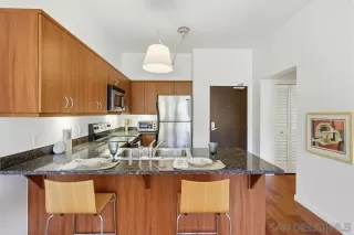 Photo #5: 260001360 Listing 