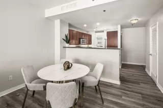 Photo #6: 260001385 Listing 