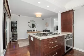 Photo #2: 260001398 Listing 