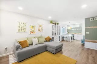 Photo #5: 260001427 Listing 