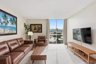 Photo #3: 260001489 Listing 