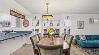 Photo #5: 260001513 Listing 