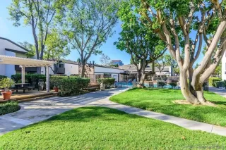 Photo #4: 260001518 Listing