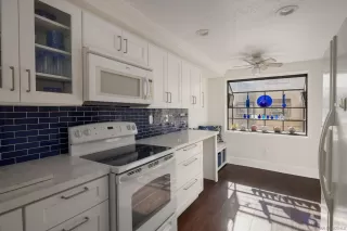 Photo #6: 260001520 Listing 