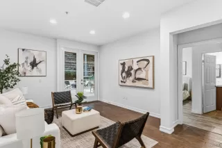 Photo #6: 260001531 Listing