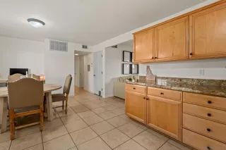 Photo #3: 260001534 Listing