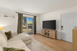 Photo #6: 260001534 Listing