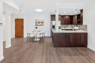 Photo #6: 260001542 Listing 