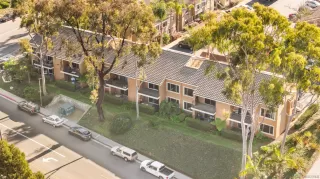 Photo #1: 260001567 Listing